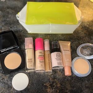 Assorted Women's Foundation & Concealer Set in Beige/Tan Shades - Mixed Brands